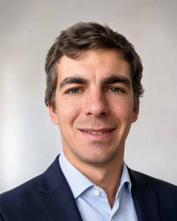 Dr. Santiago Tau Anzoátegui