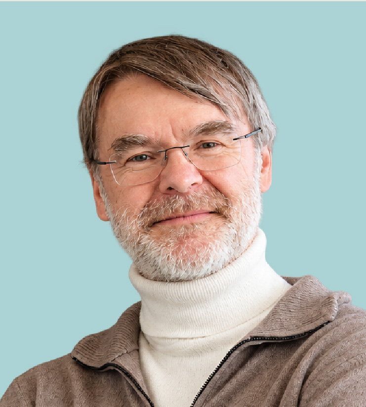 Dr. André Denault